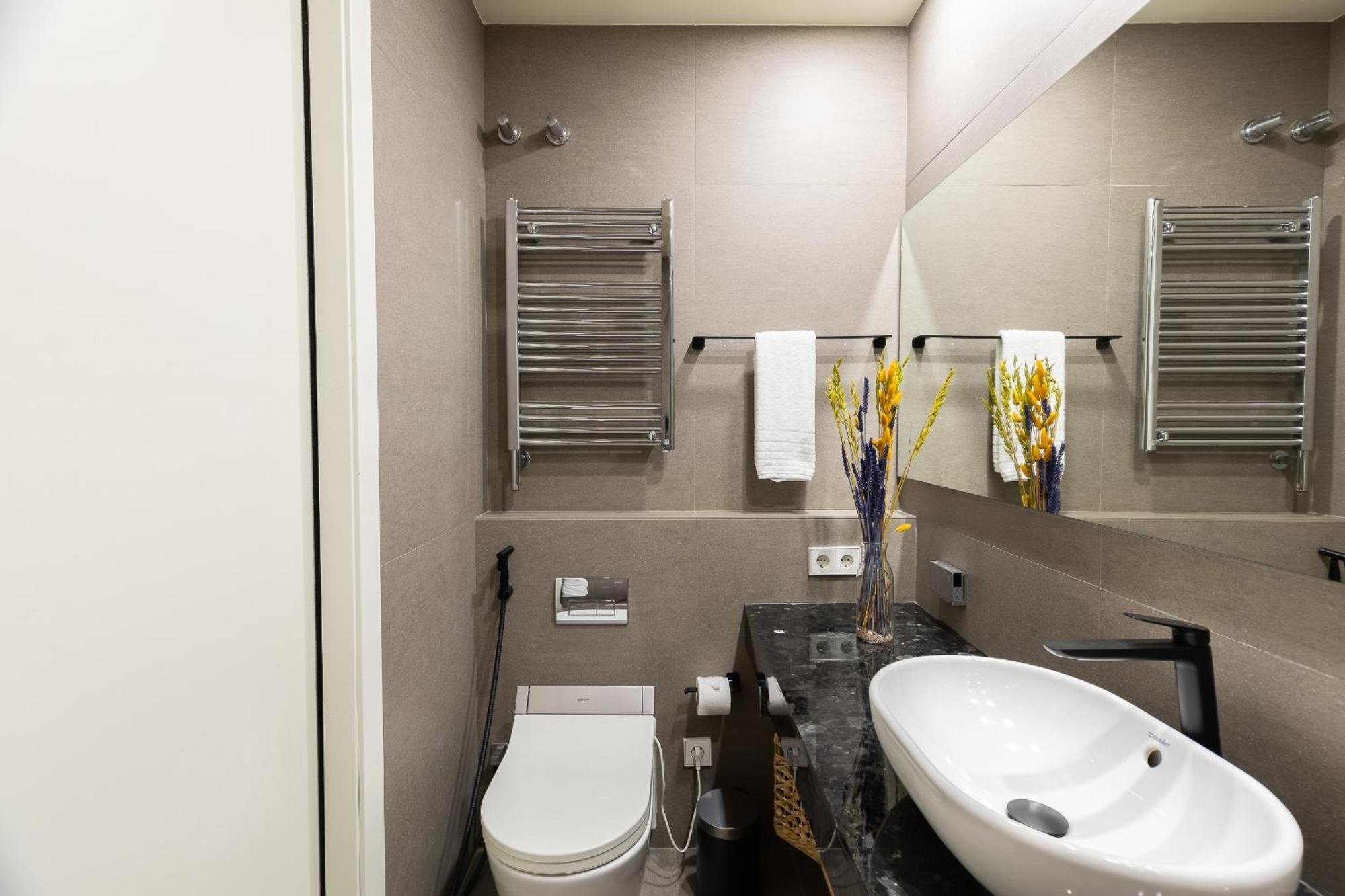 Cosmo Apartments Rambla Catalunya Barcellona Esterno foto